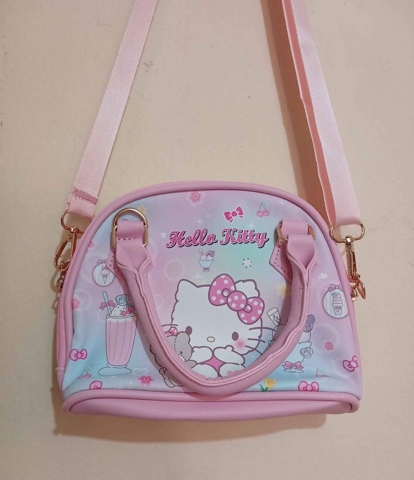 Cartera Sanrio para niñas